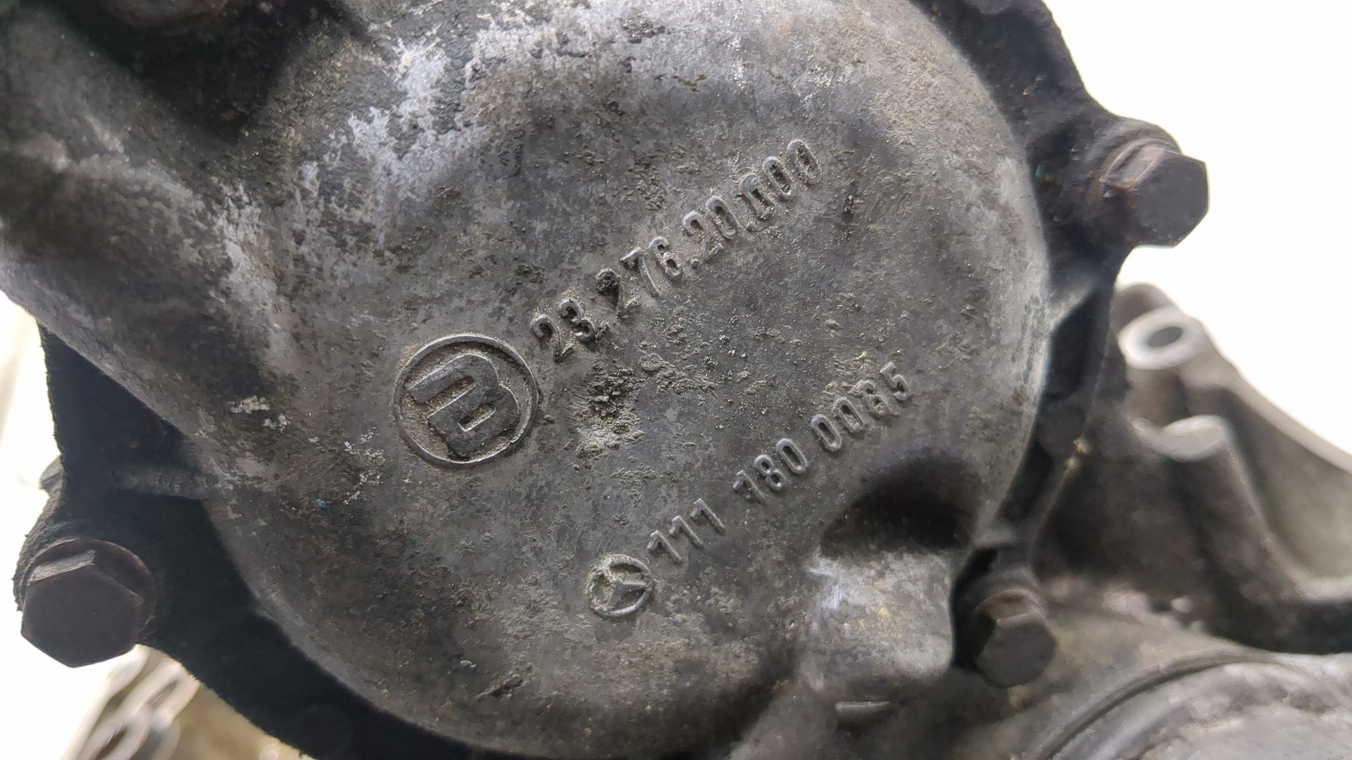 Корпус масляного фильтра