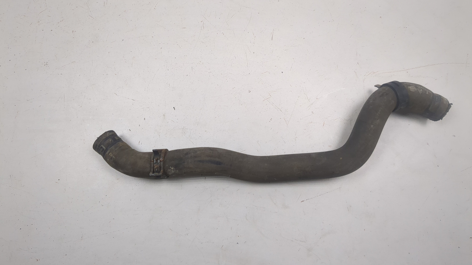 Патрубок отопителя