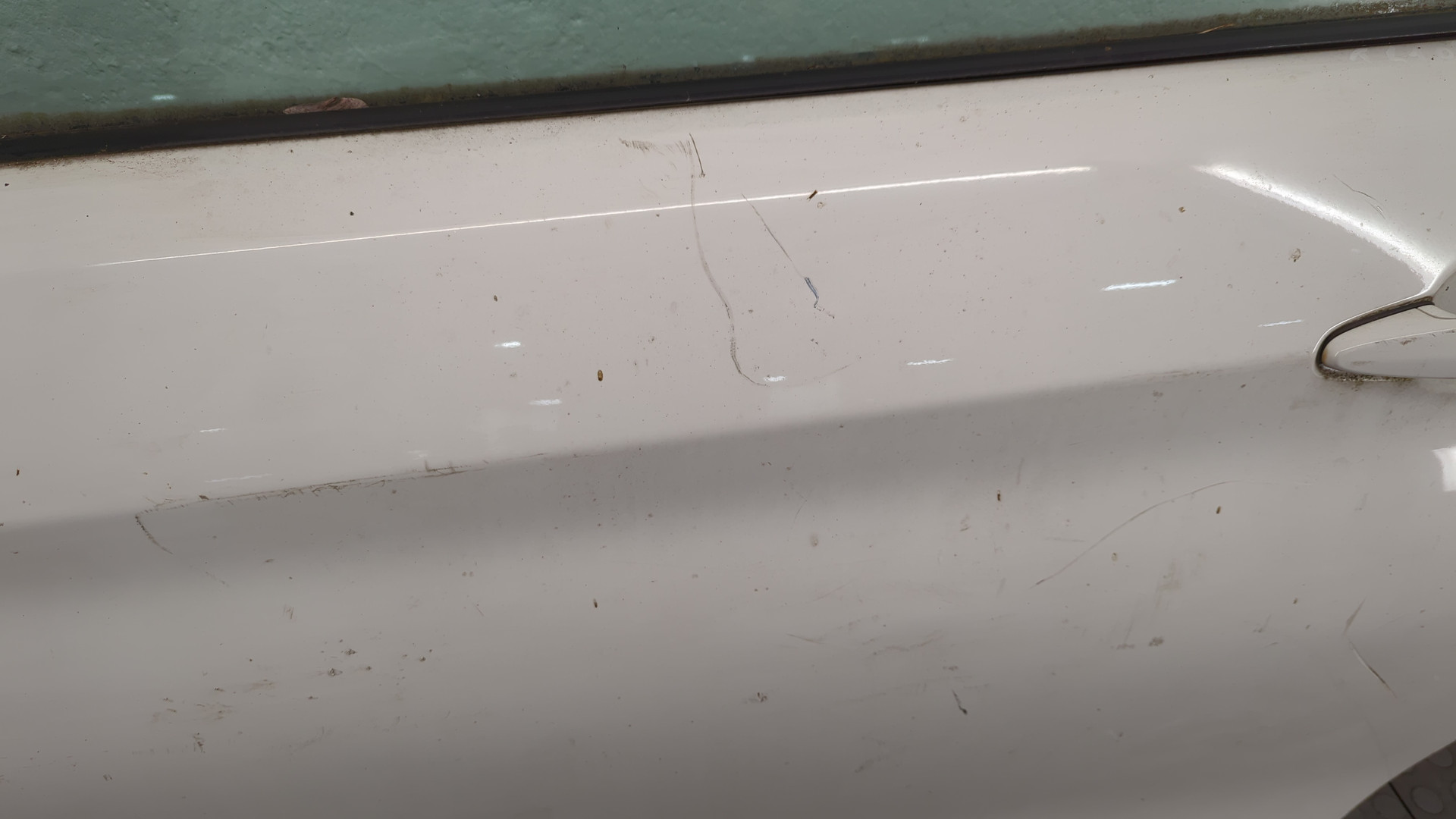 Дверь передняя левая