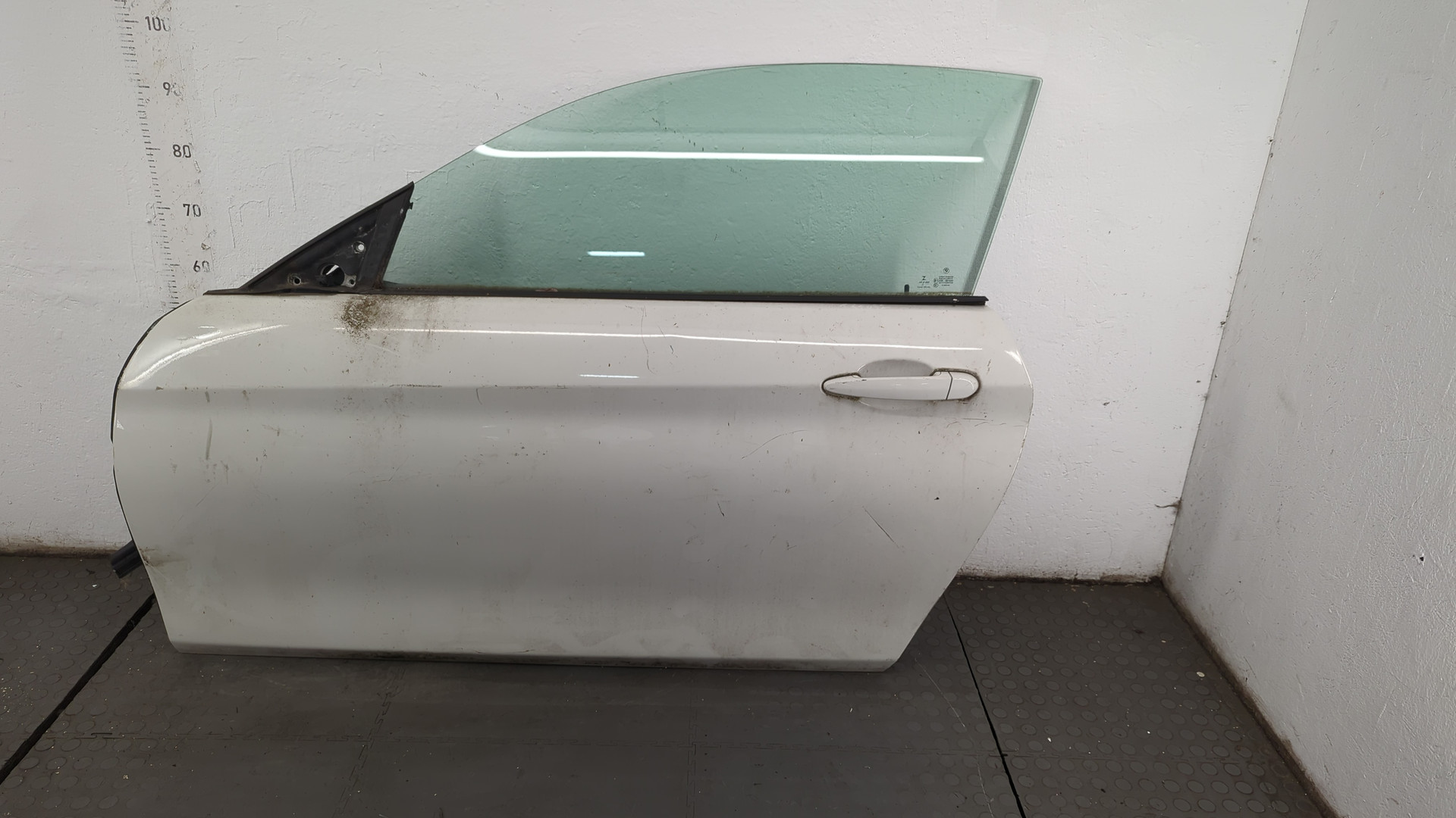 Дверь передняя левая