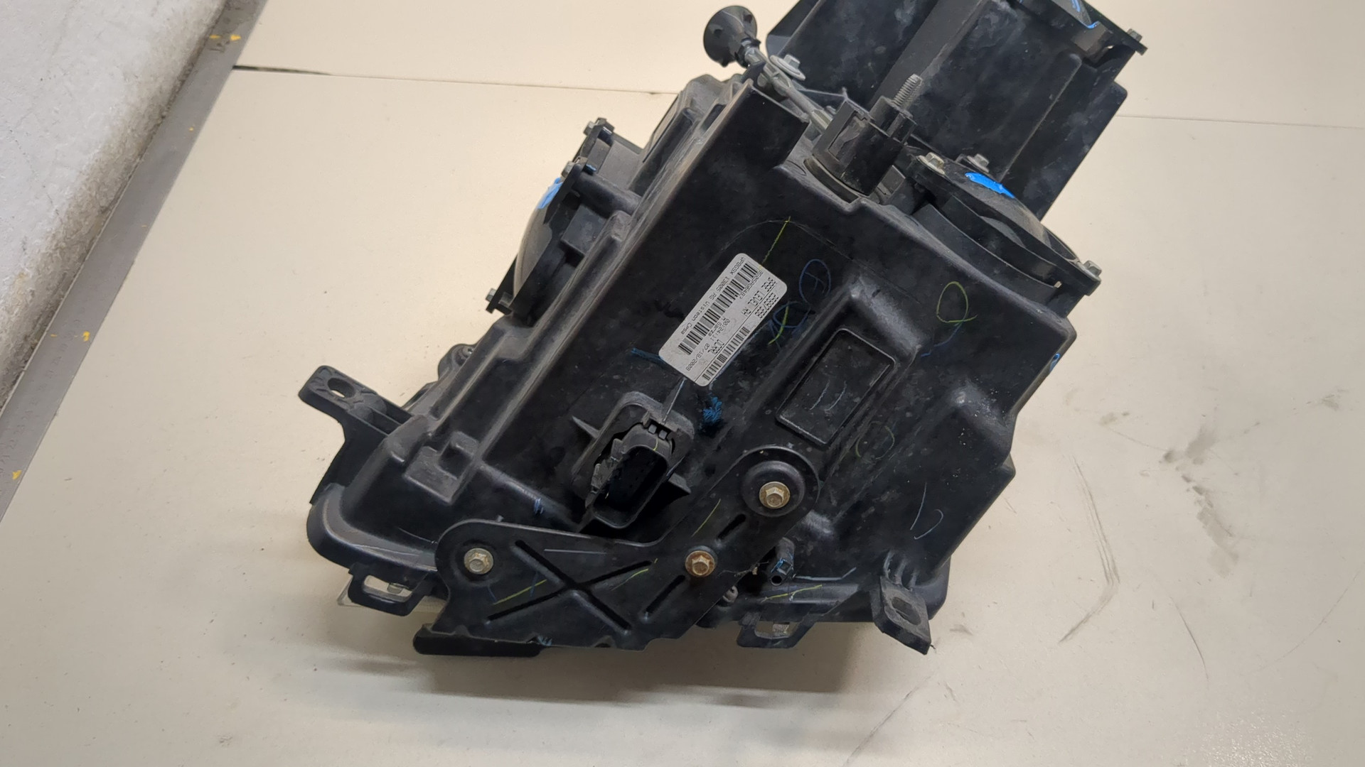 Фара правая