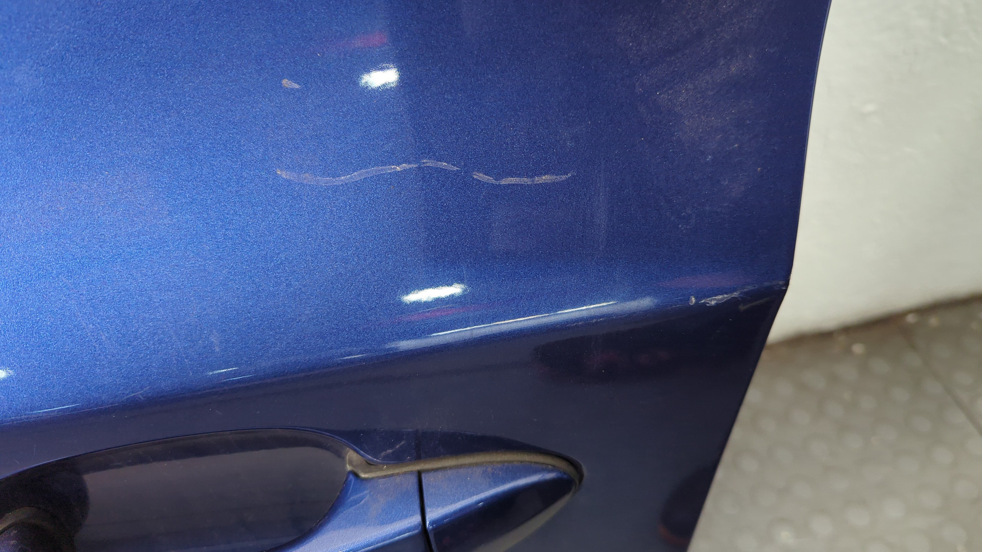 Дверь передняя левая