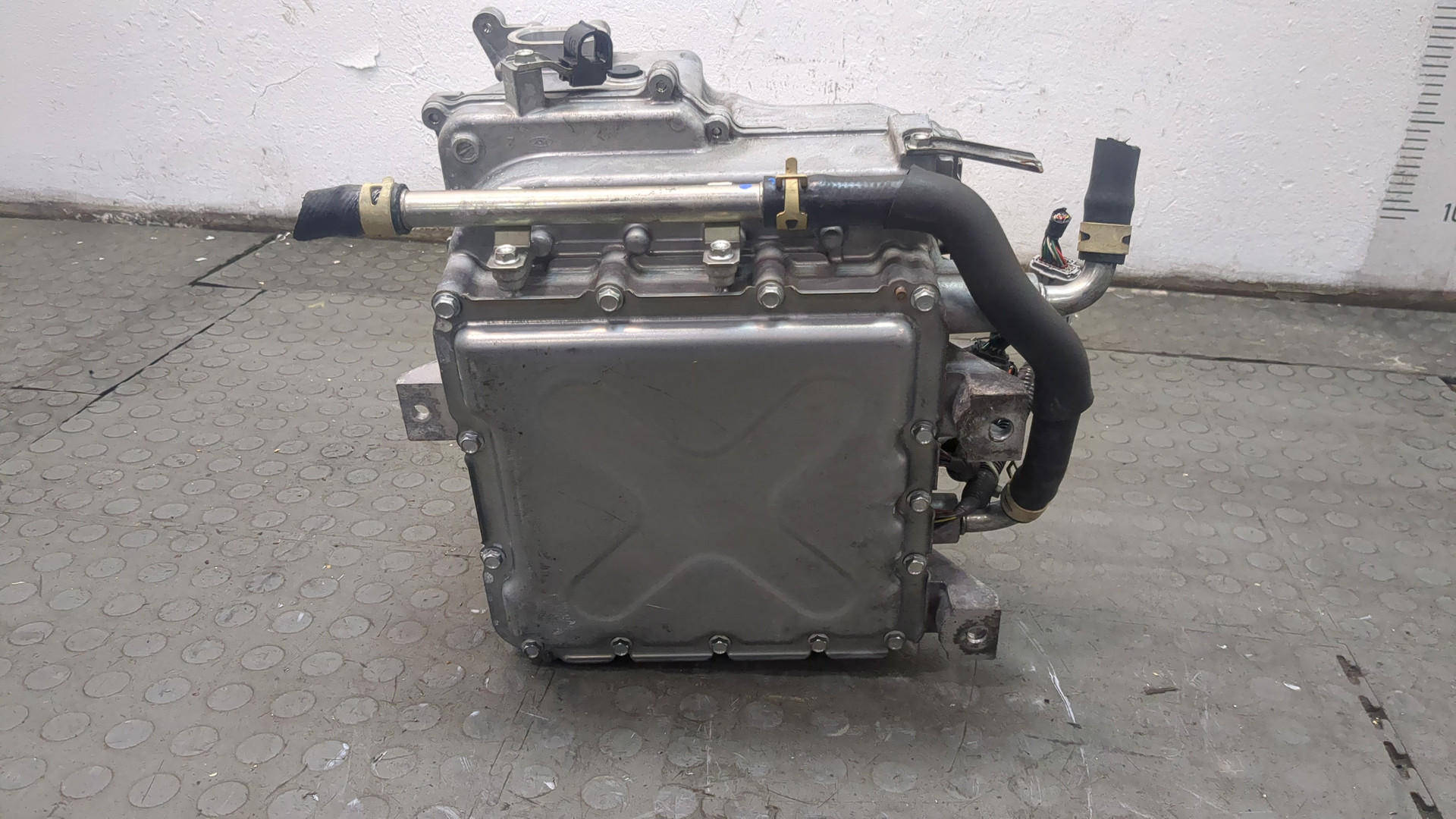 Преобразователь напряжения (адаптер)