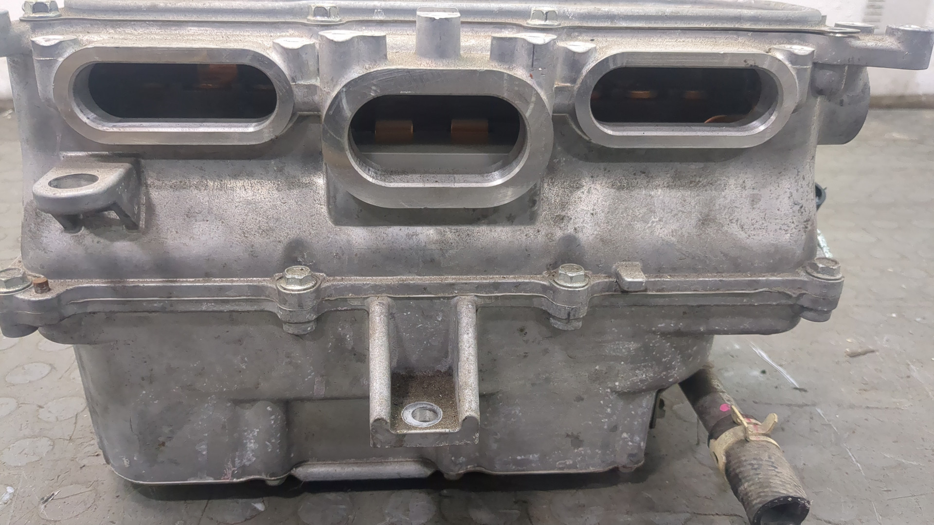 Преобразователь напряжения (адаптер)