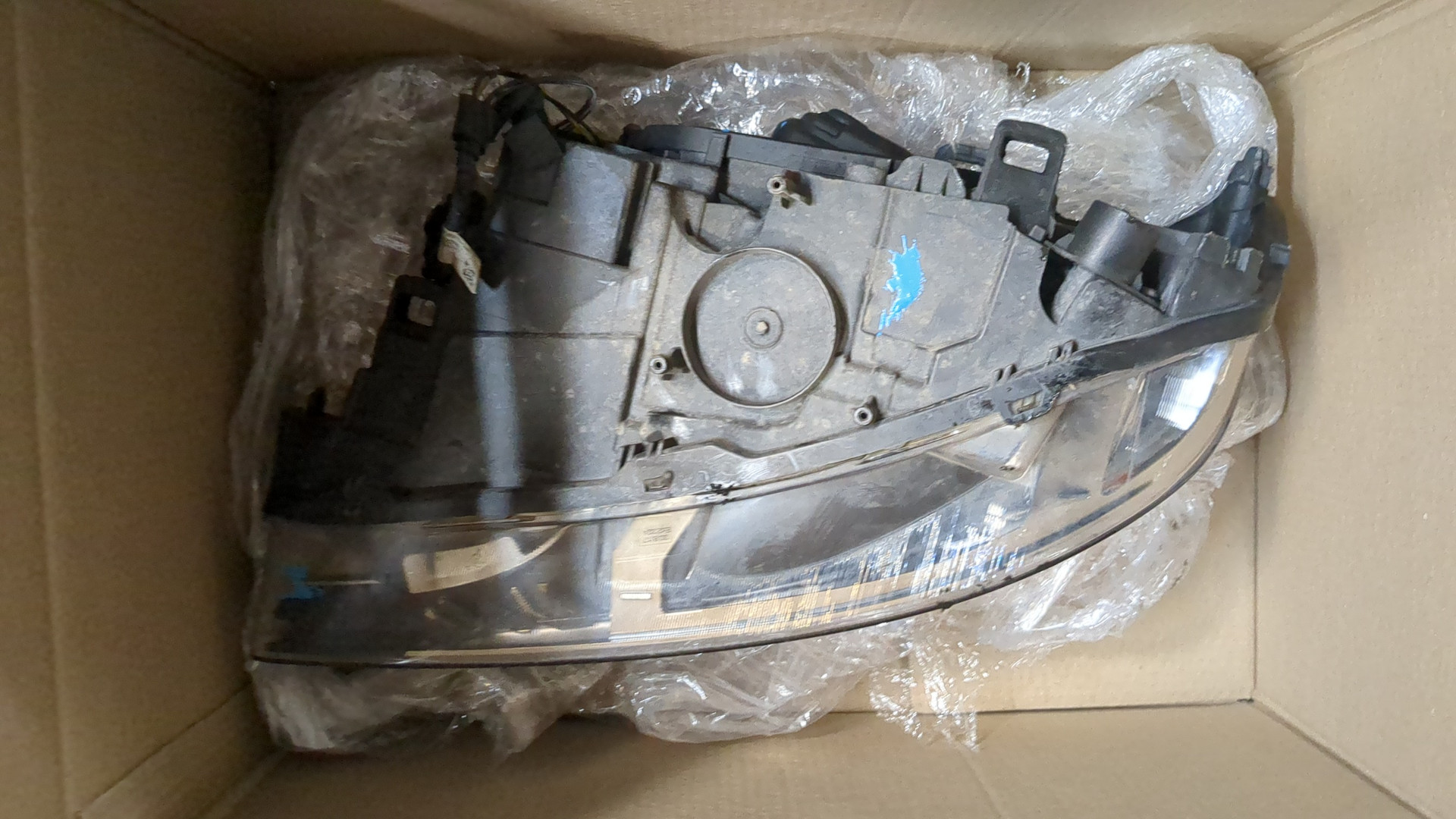 Фара правая