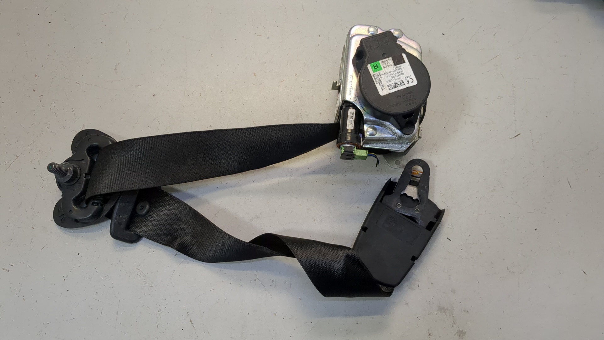 Ремень безопасности