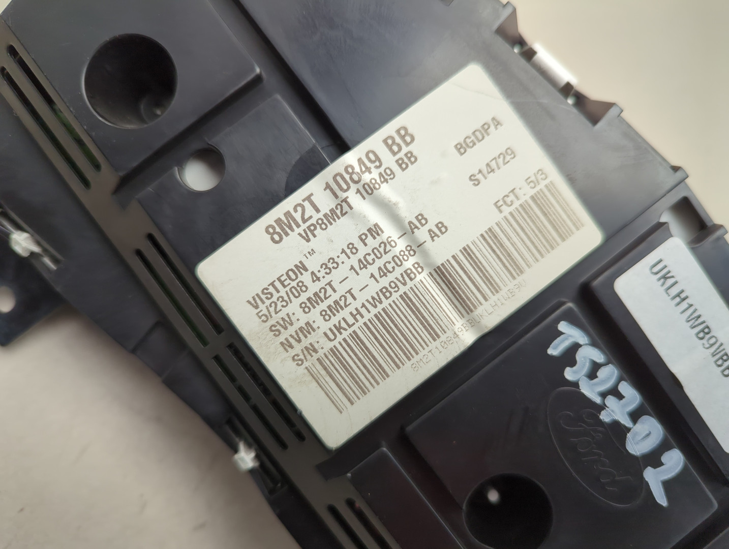 Панель приборов