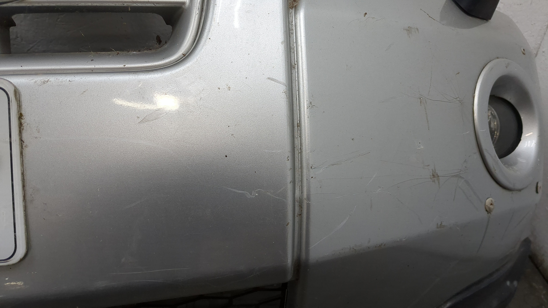 Бампер передний