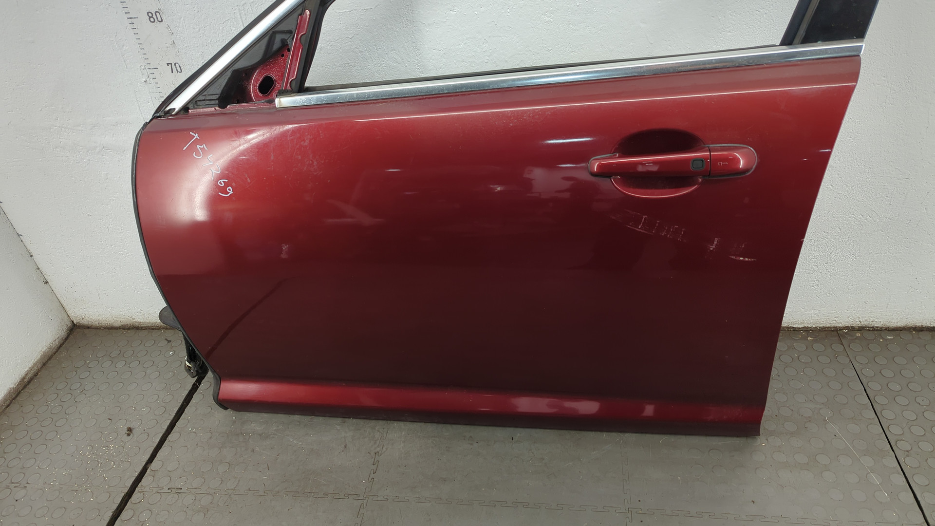 Дверь передняя левая