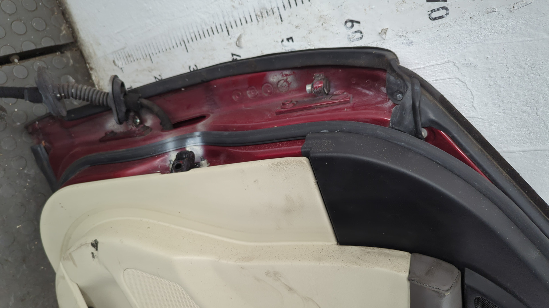 Дверь передняя правая