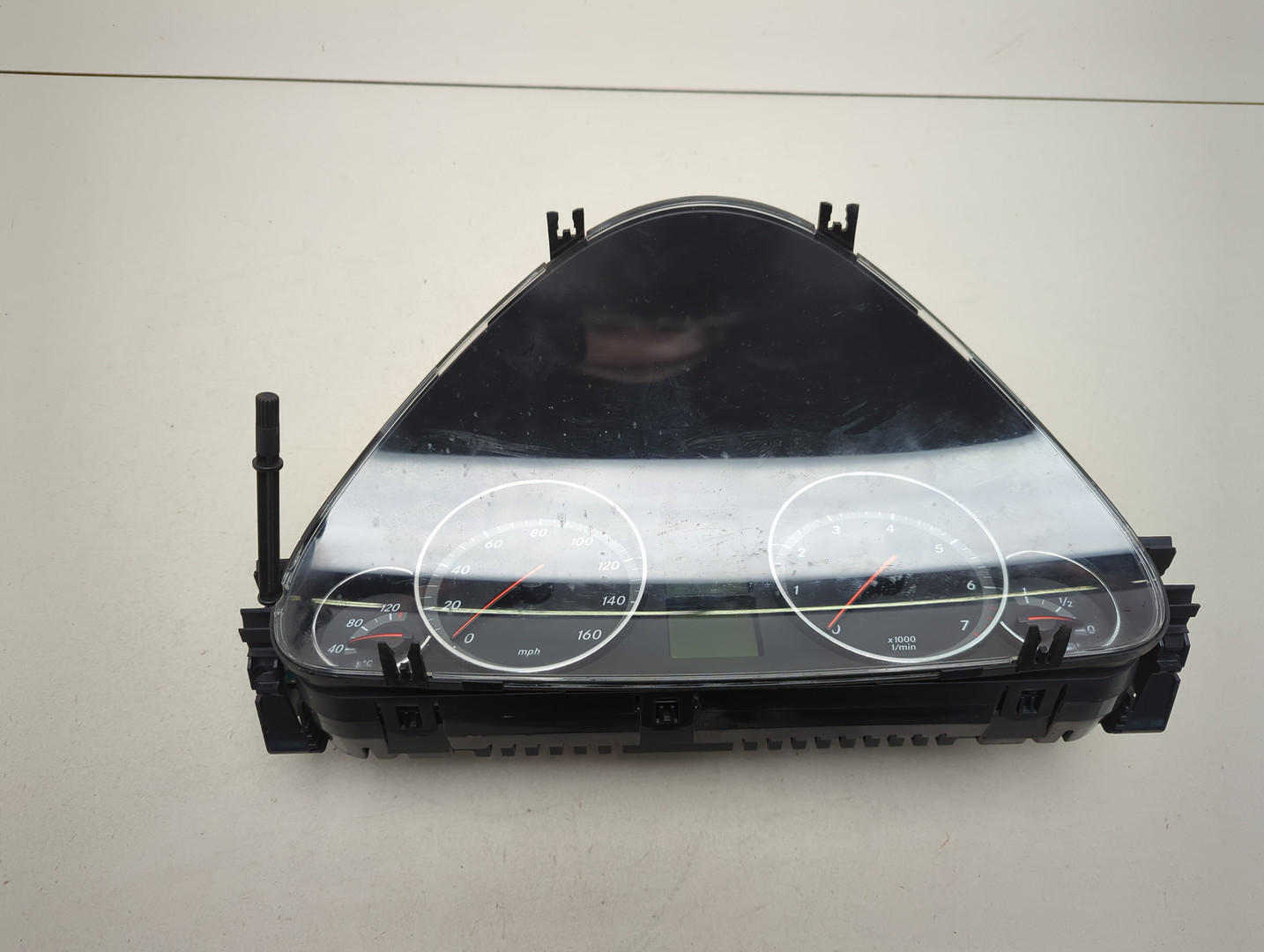 Панель приборов