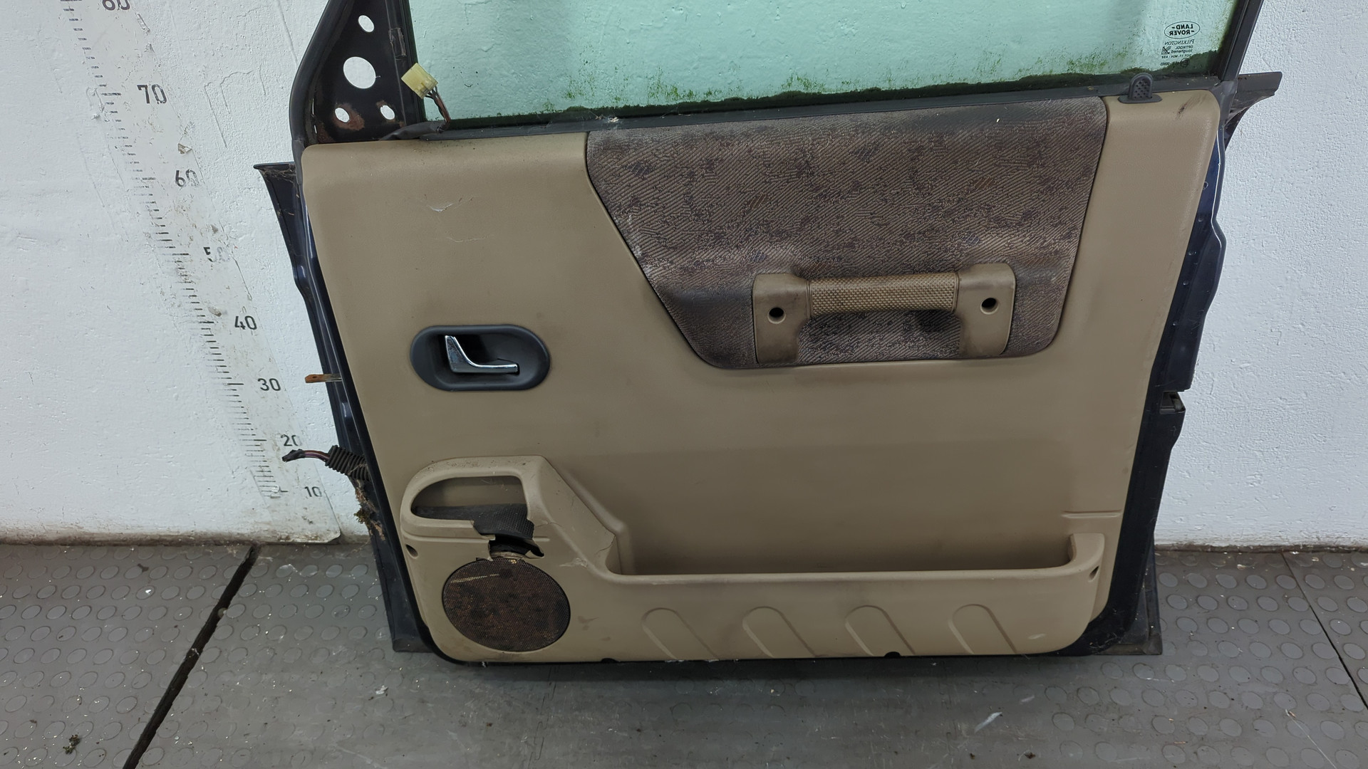 Дверь передняя правая