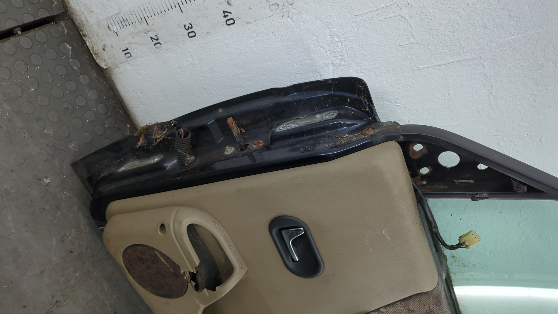 Дверь передняя правая