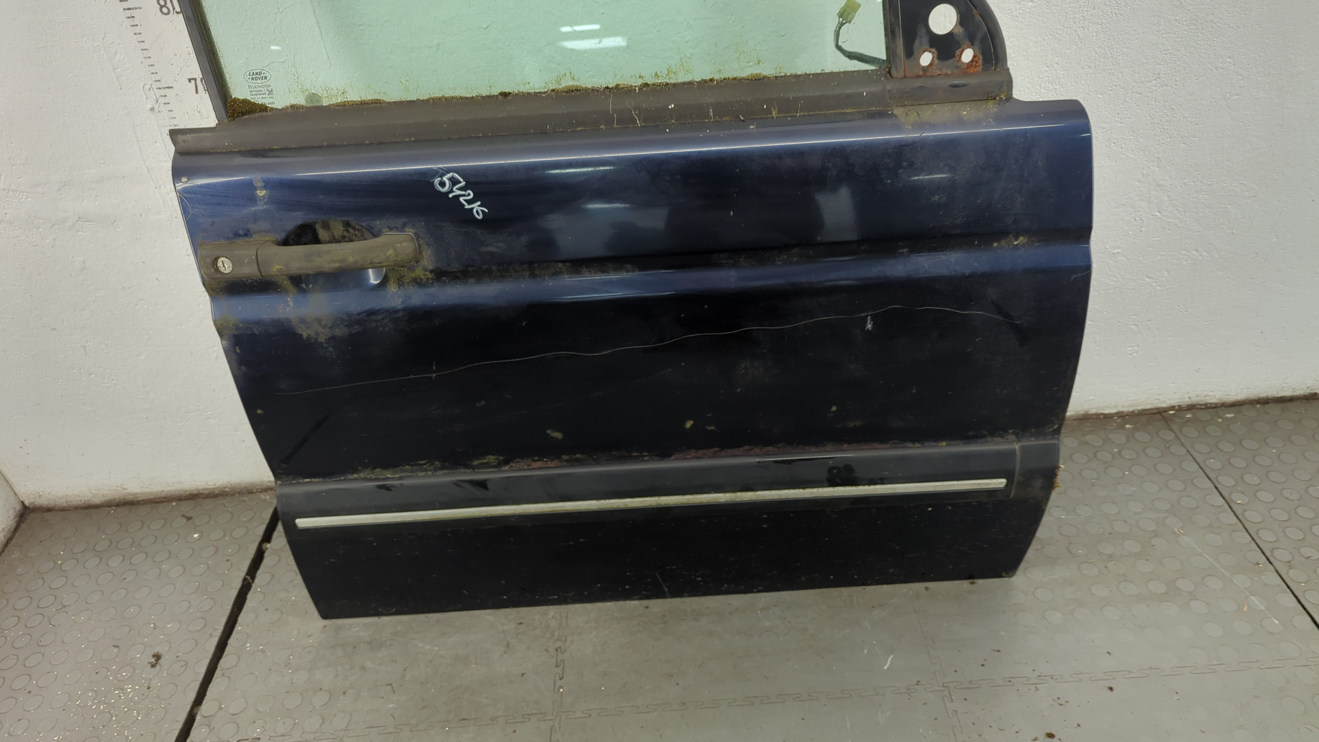 Дверь передняя правая