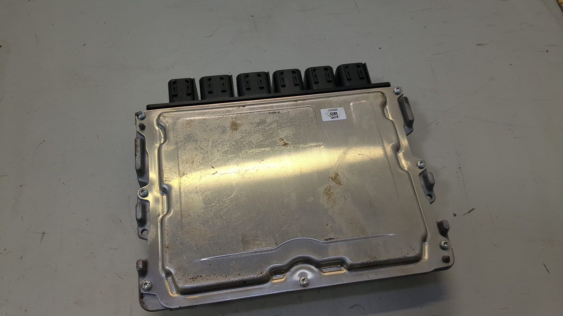 Блок управления двигателем