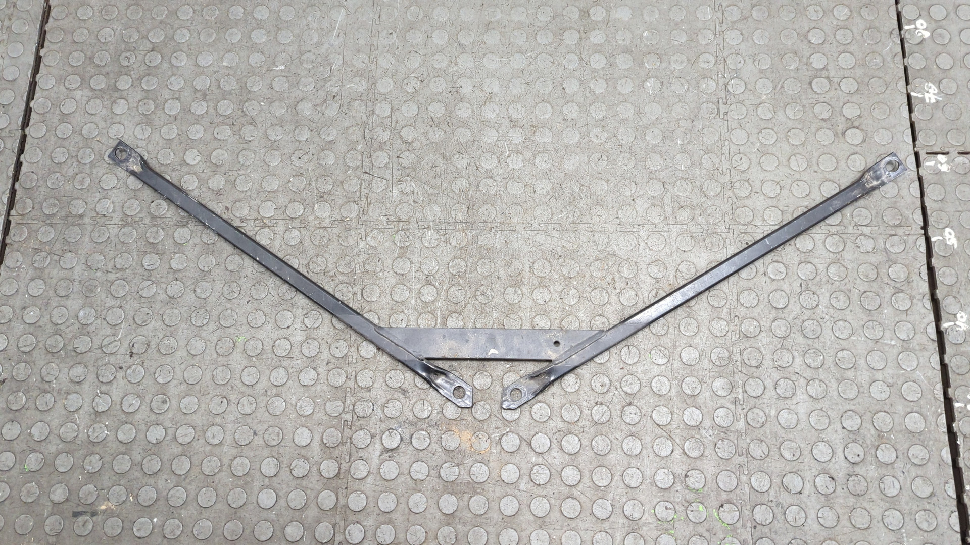 Растяжка столбов