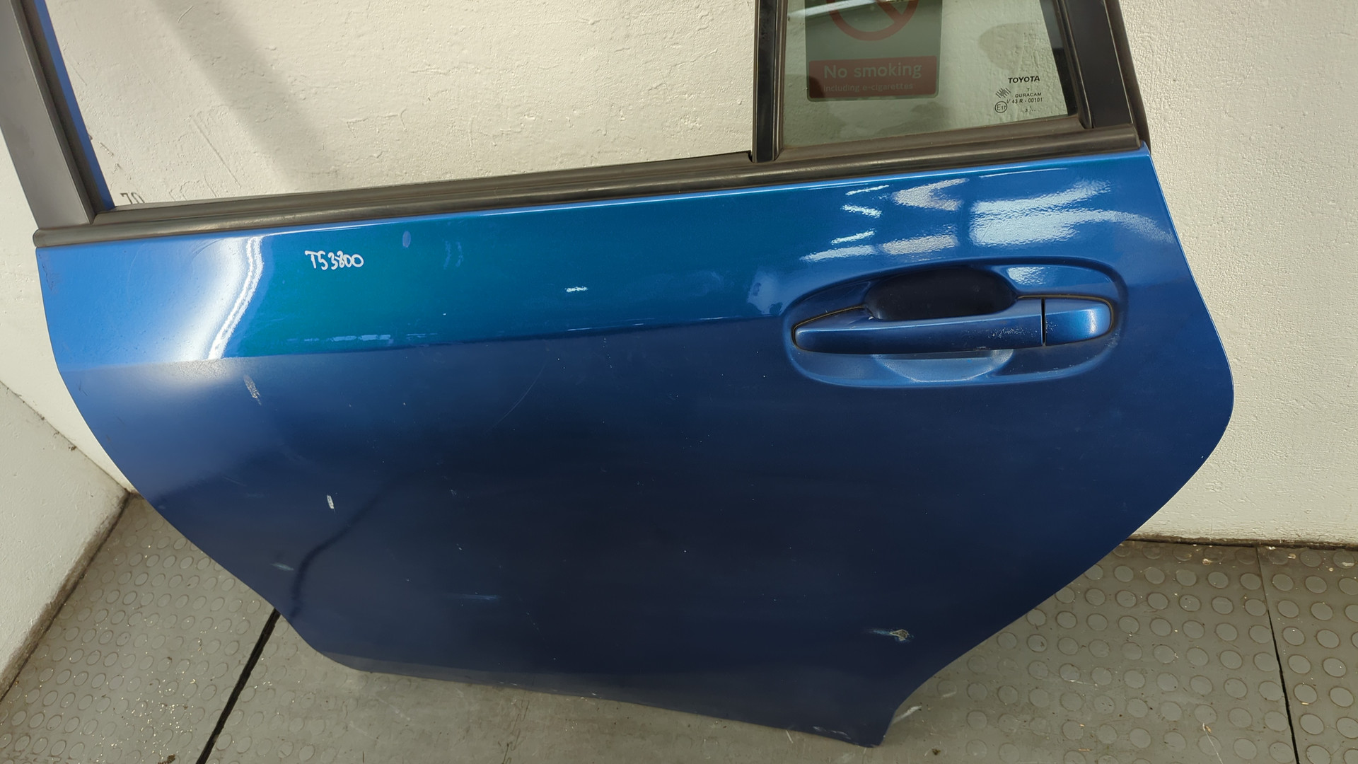 Дверь задняя левая