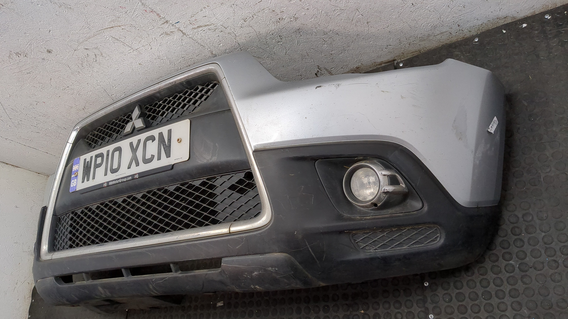 Бампер передний