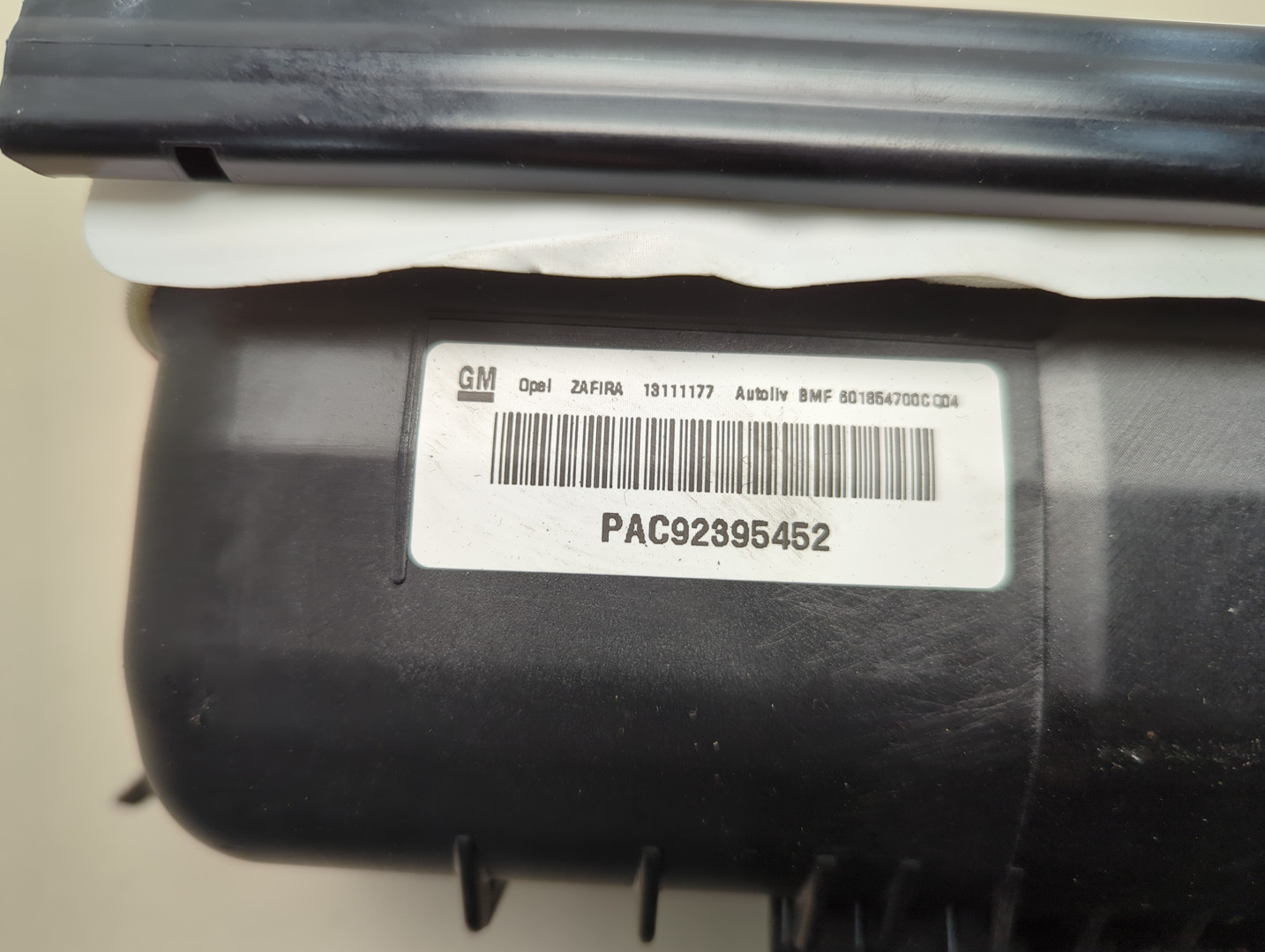 Подушка безопасности пассажирская (в торпедо)