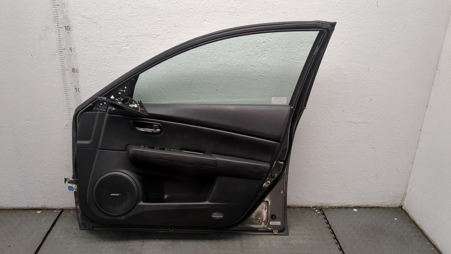 Дверь передняя правая