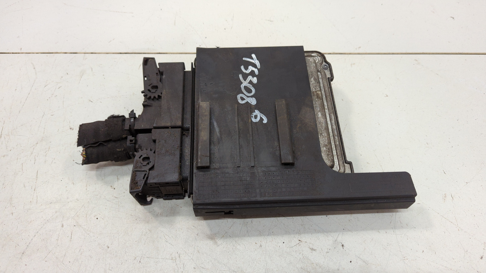 Блок управления двигателем