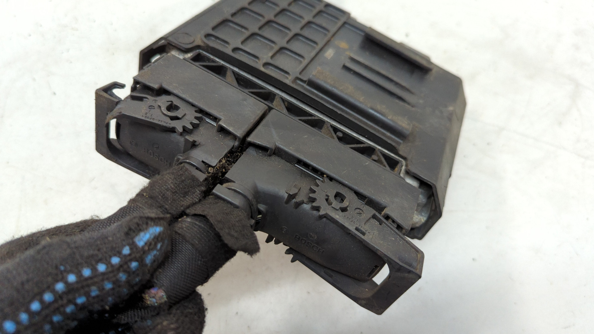 Блок управления двигателем