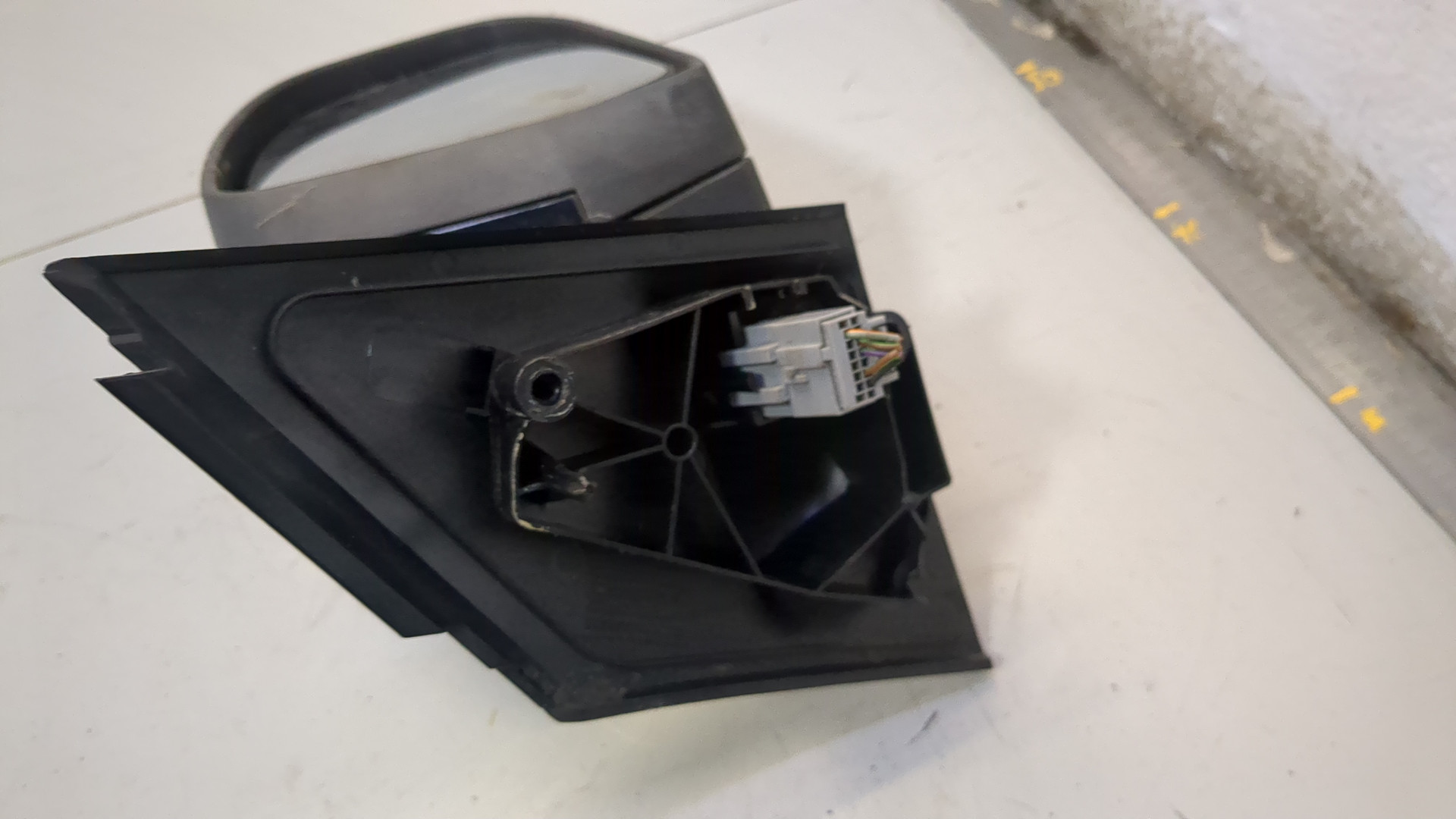 Зеркало правое электрическое