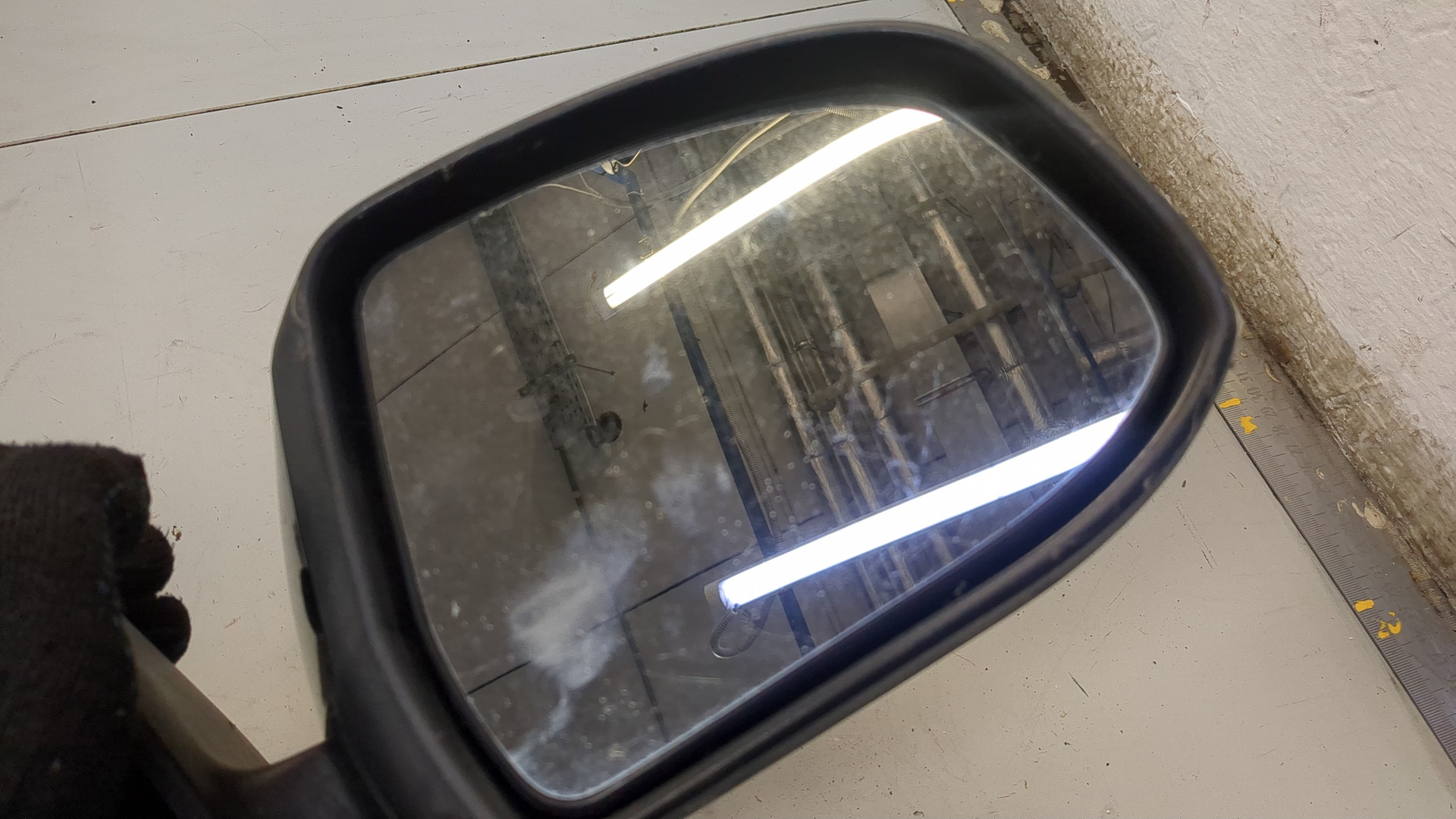 Зеркало правое электрическое