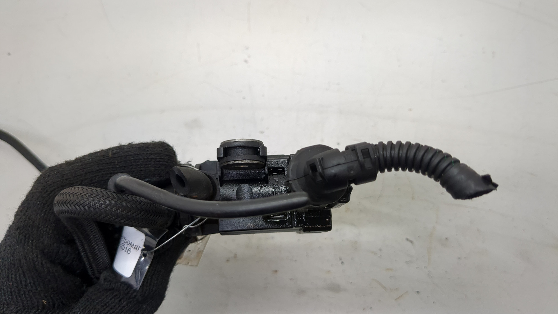 Клапан электромагнитный