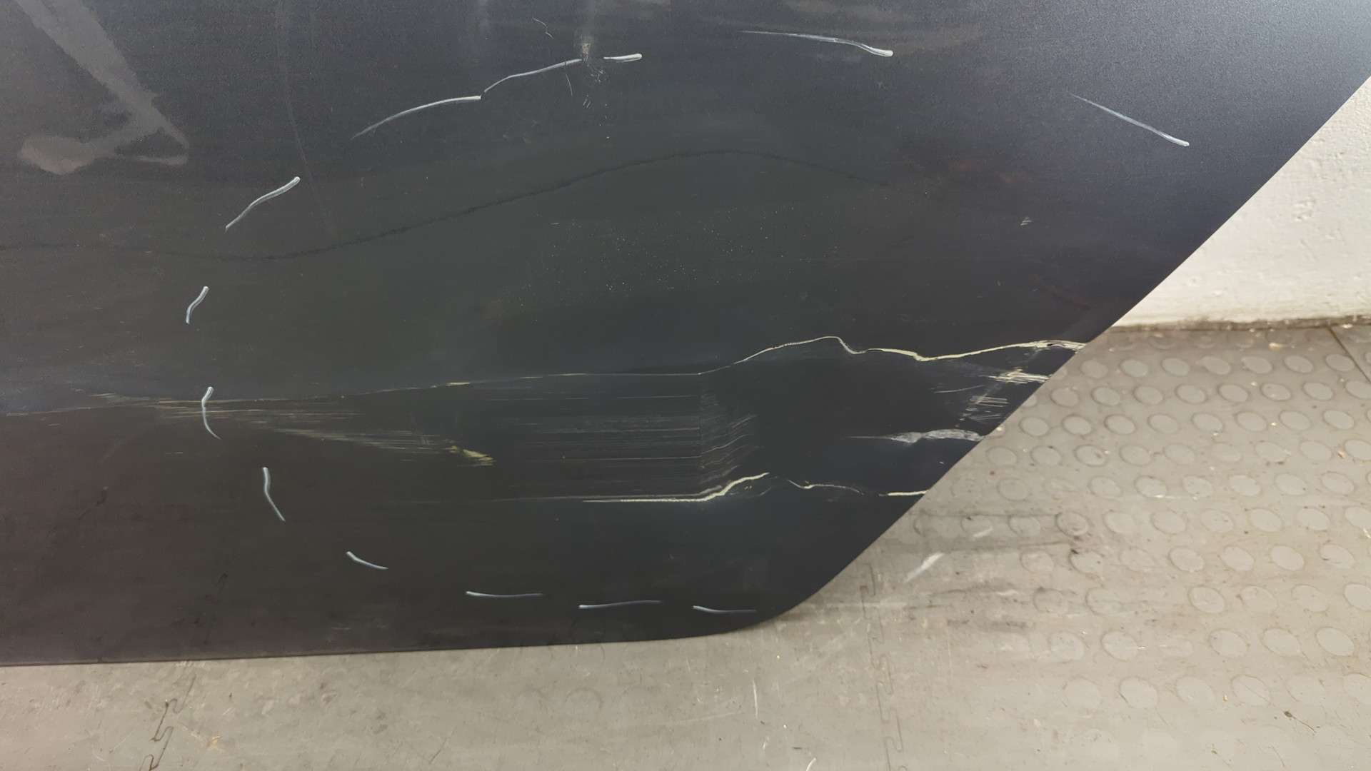 Дверь задняя левая