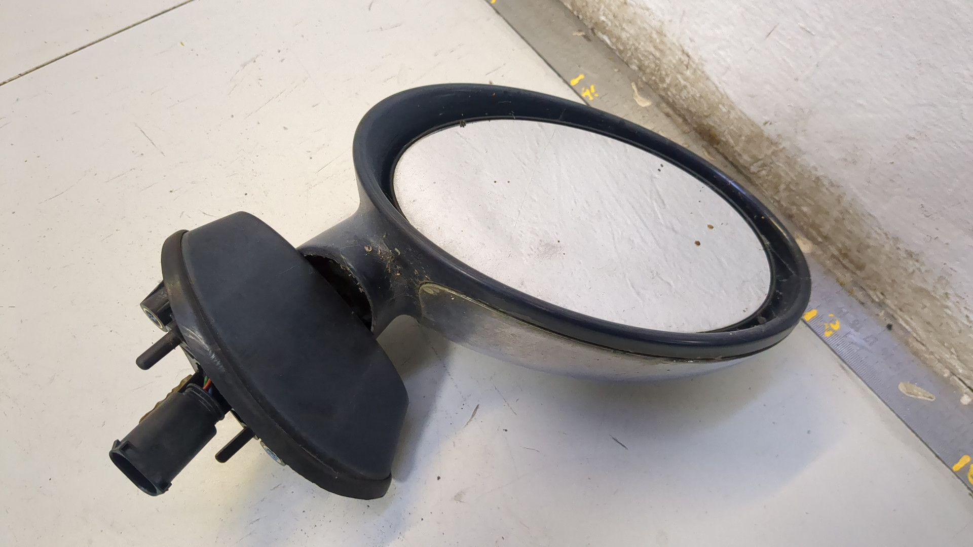 Зеркало правое электрическое