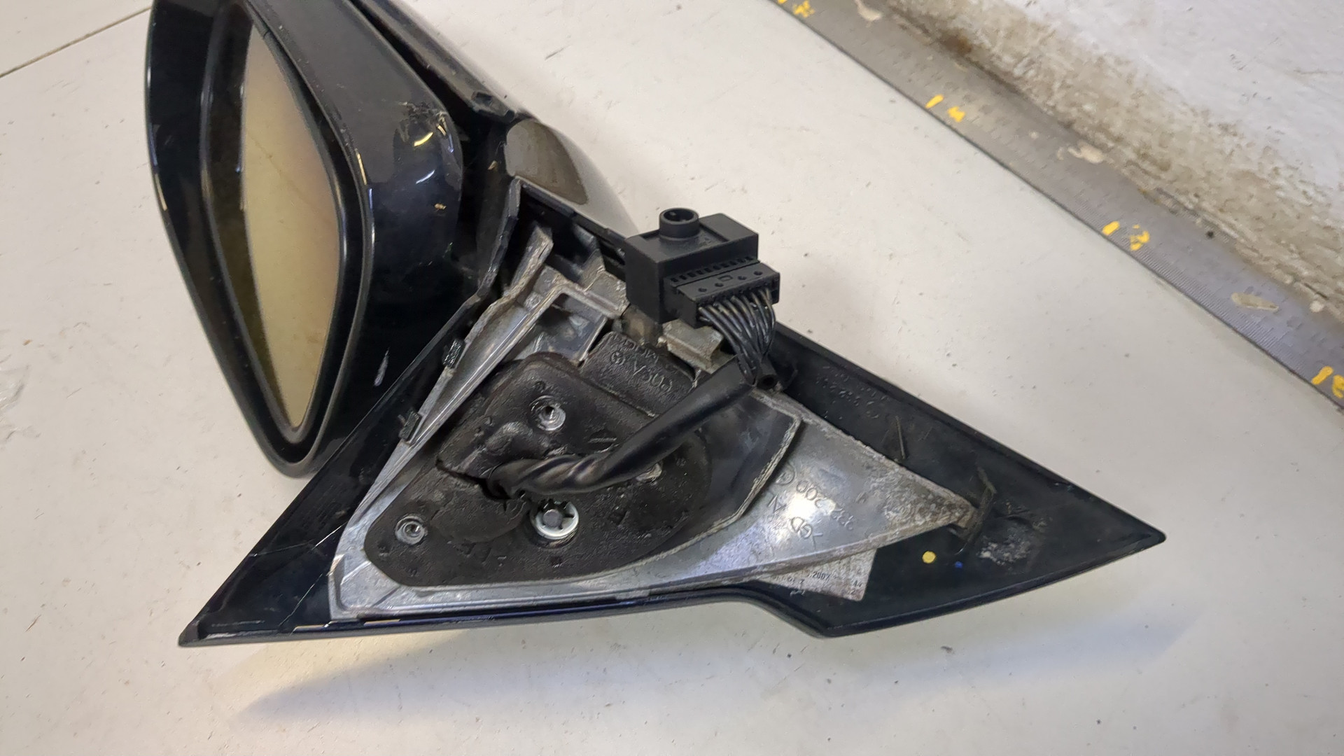 Зеркало правое электрическое