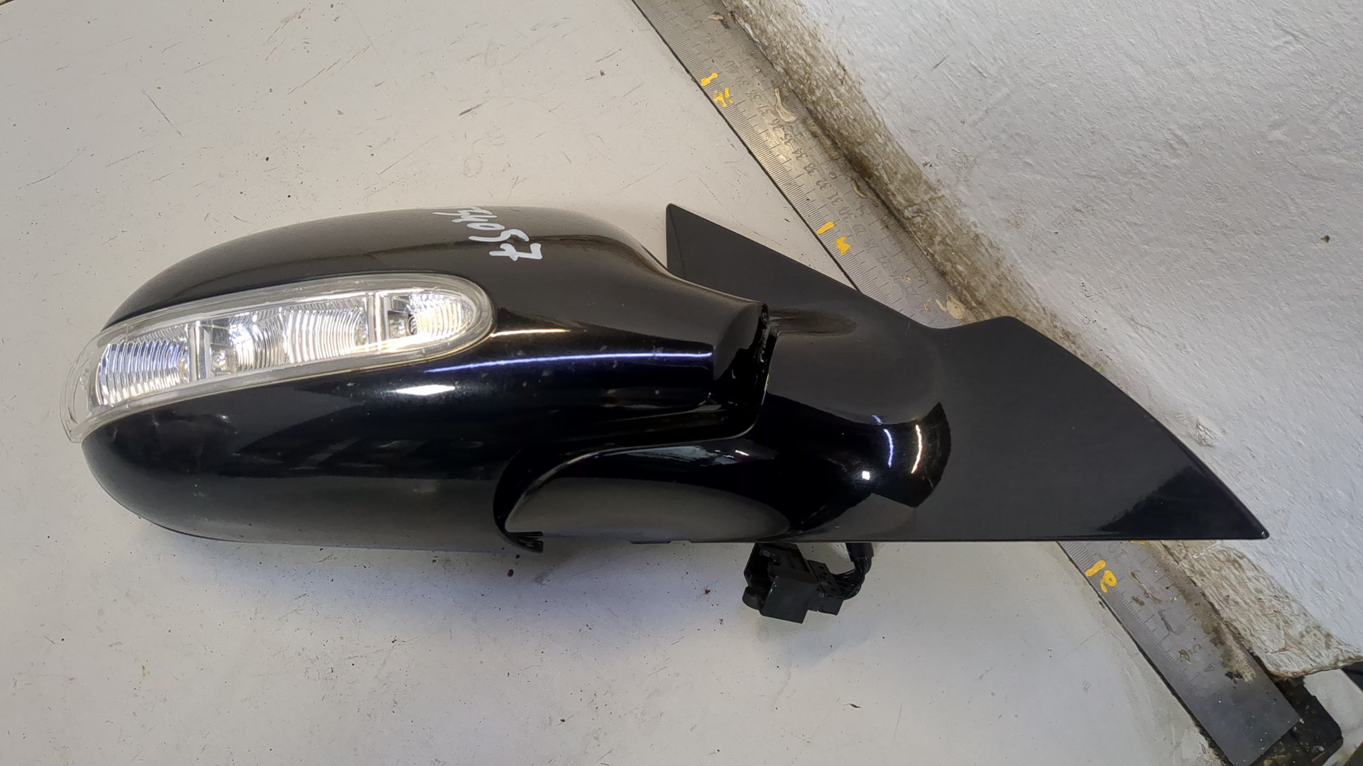 Зеркало правое электрическое