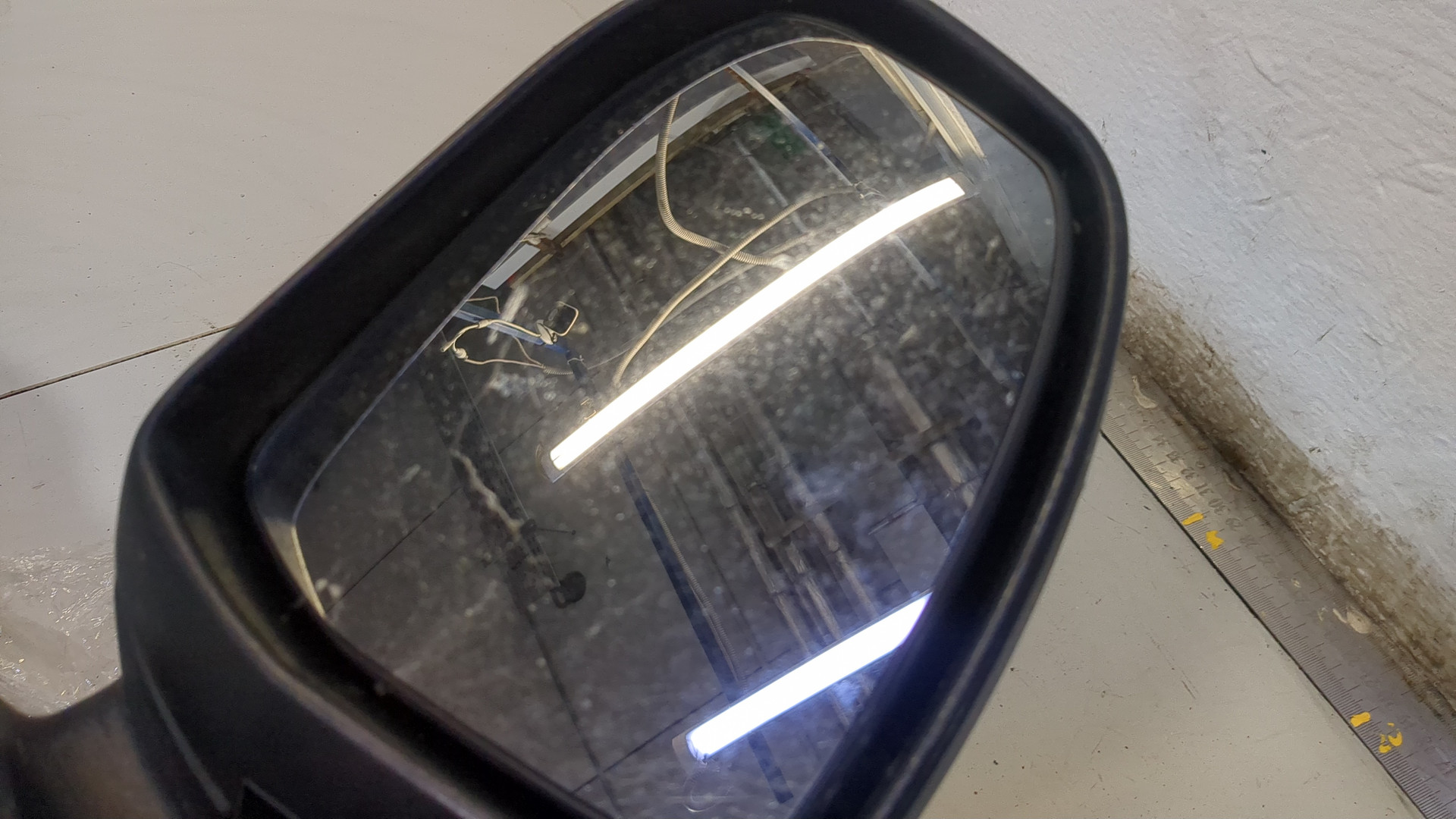 Зеркало левое электрическое