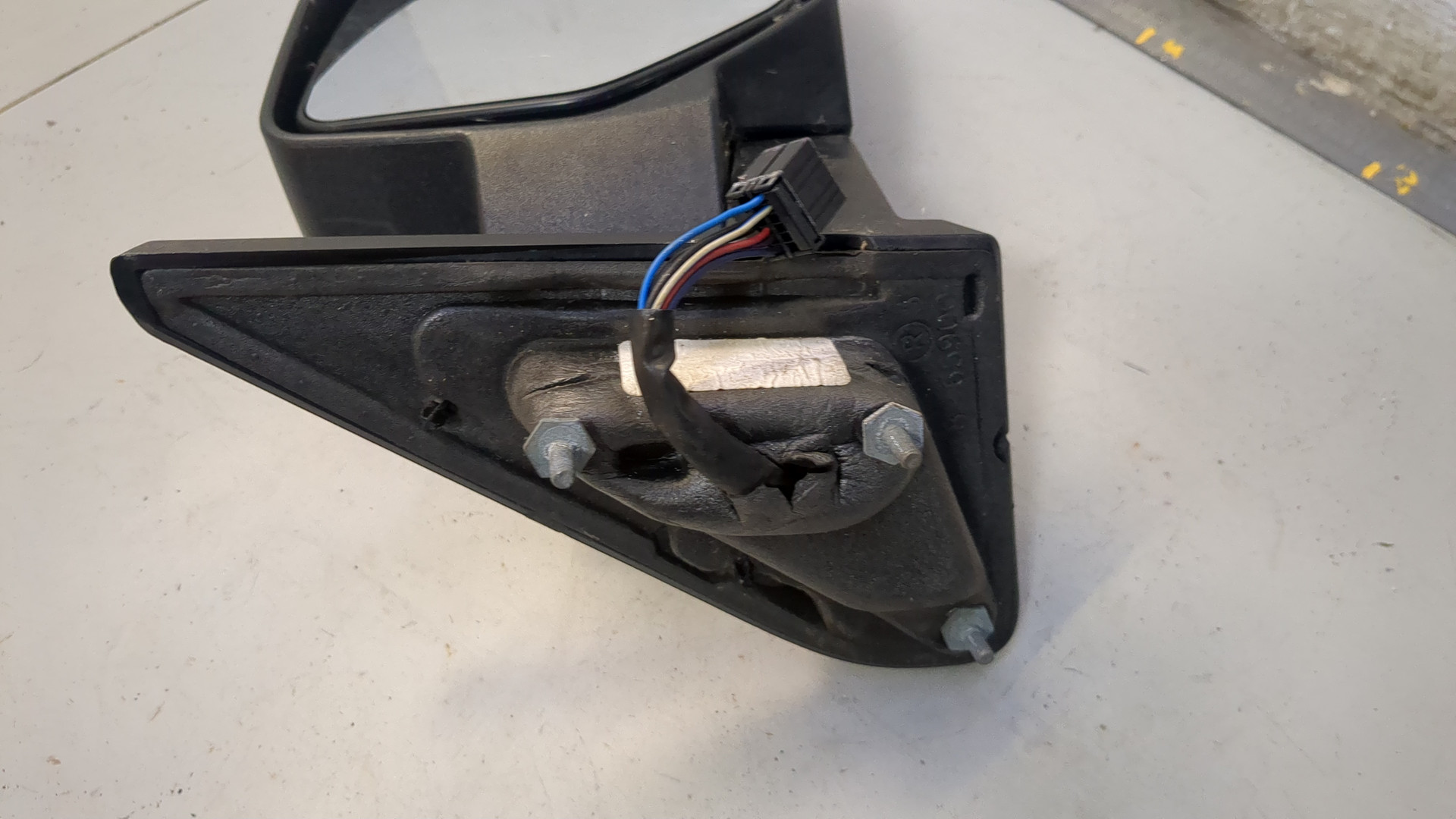 Зеркало правое электрическое