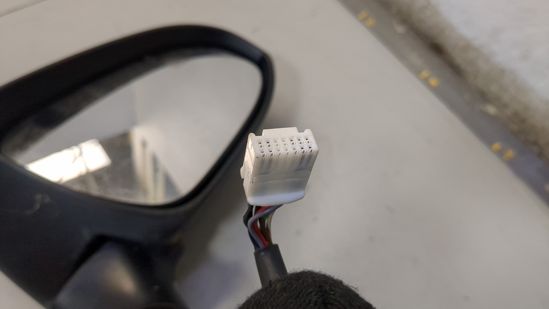 Зеркало правое электрическое