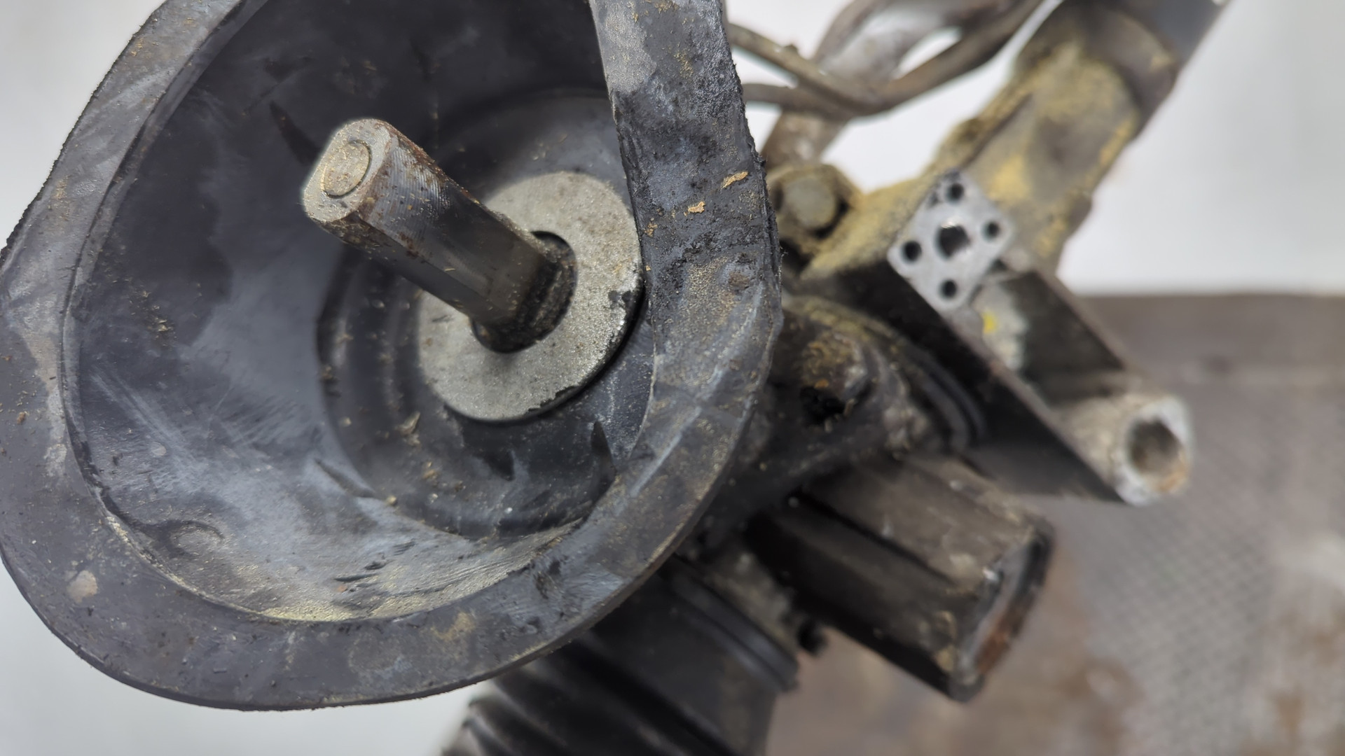 Рейка рулевая