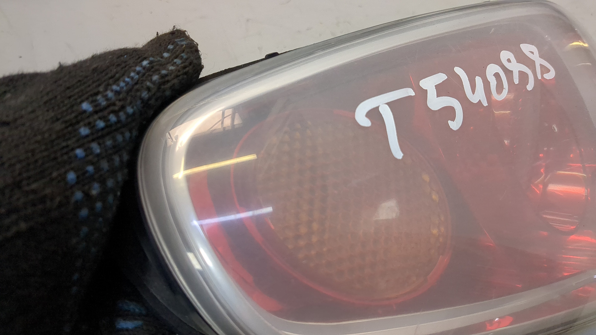 Фонарь задний правый