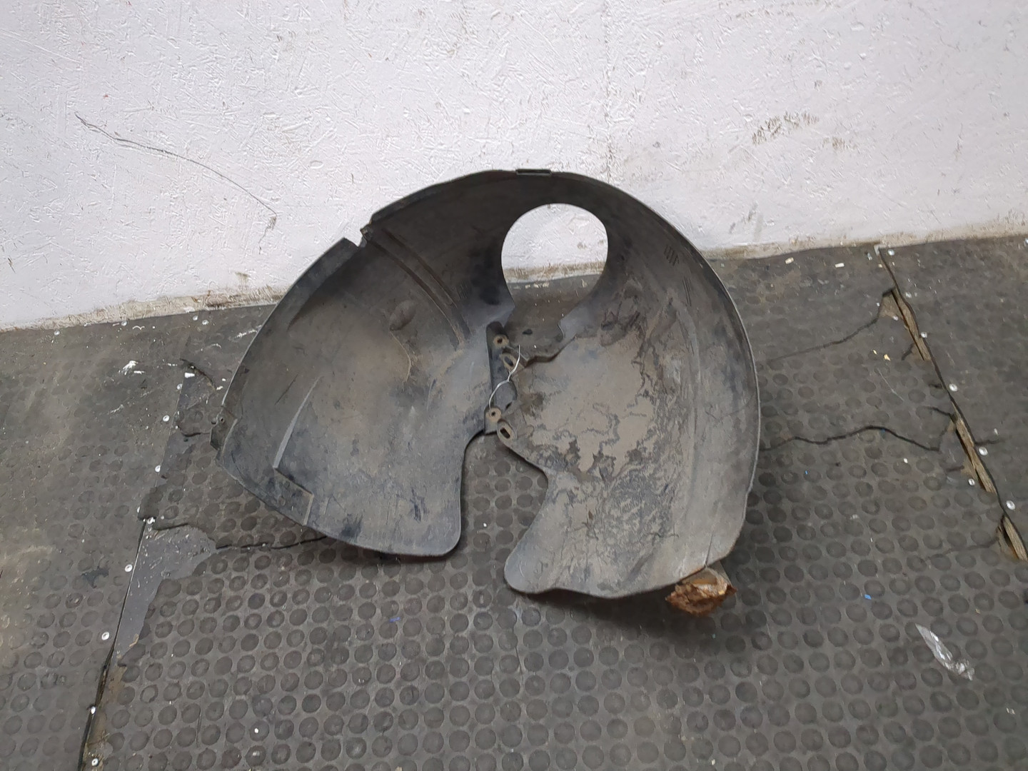 Локер передний правый