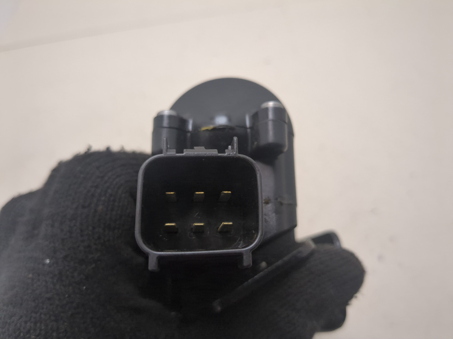 Замок багажника