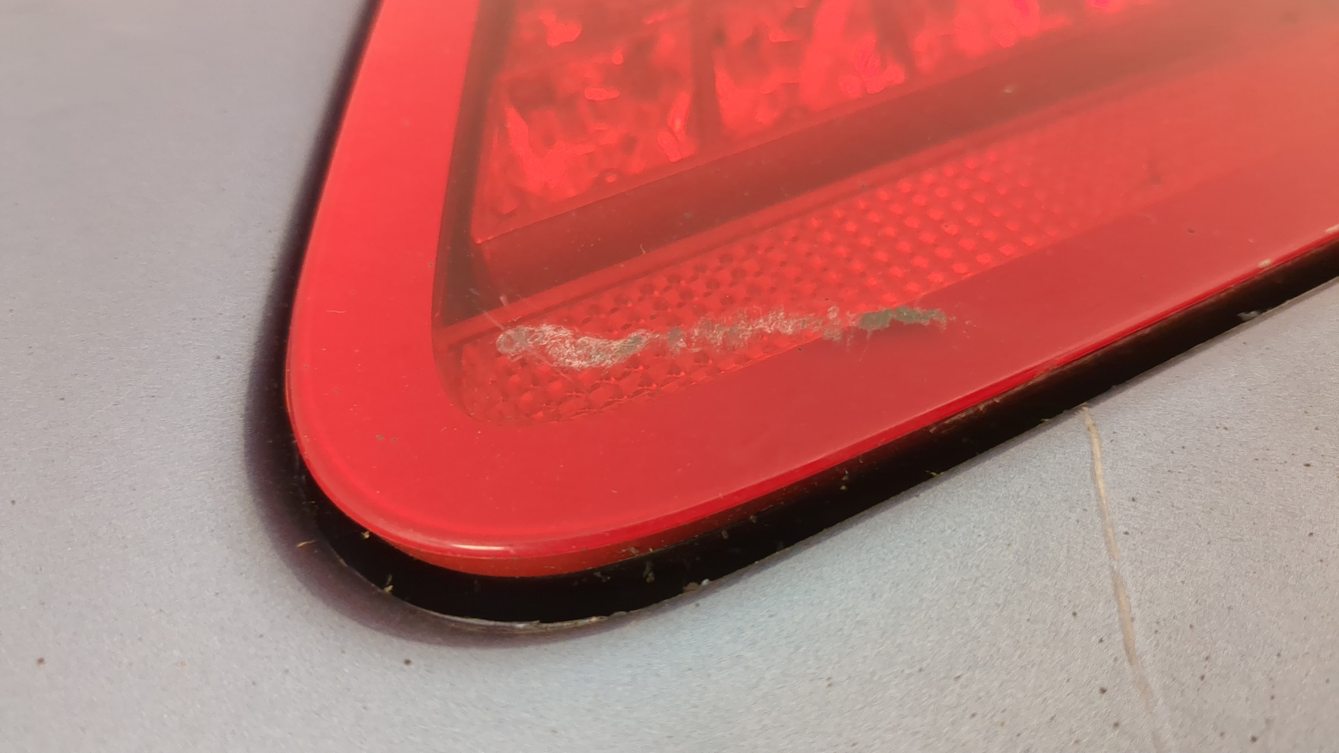 Дверь багажника