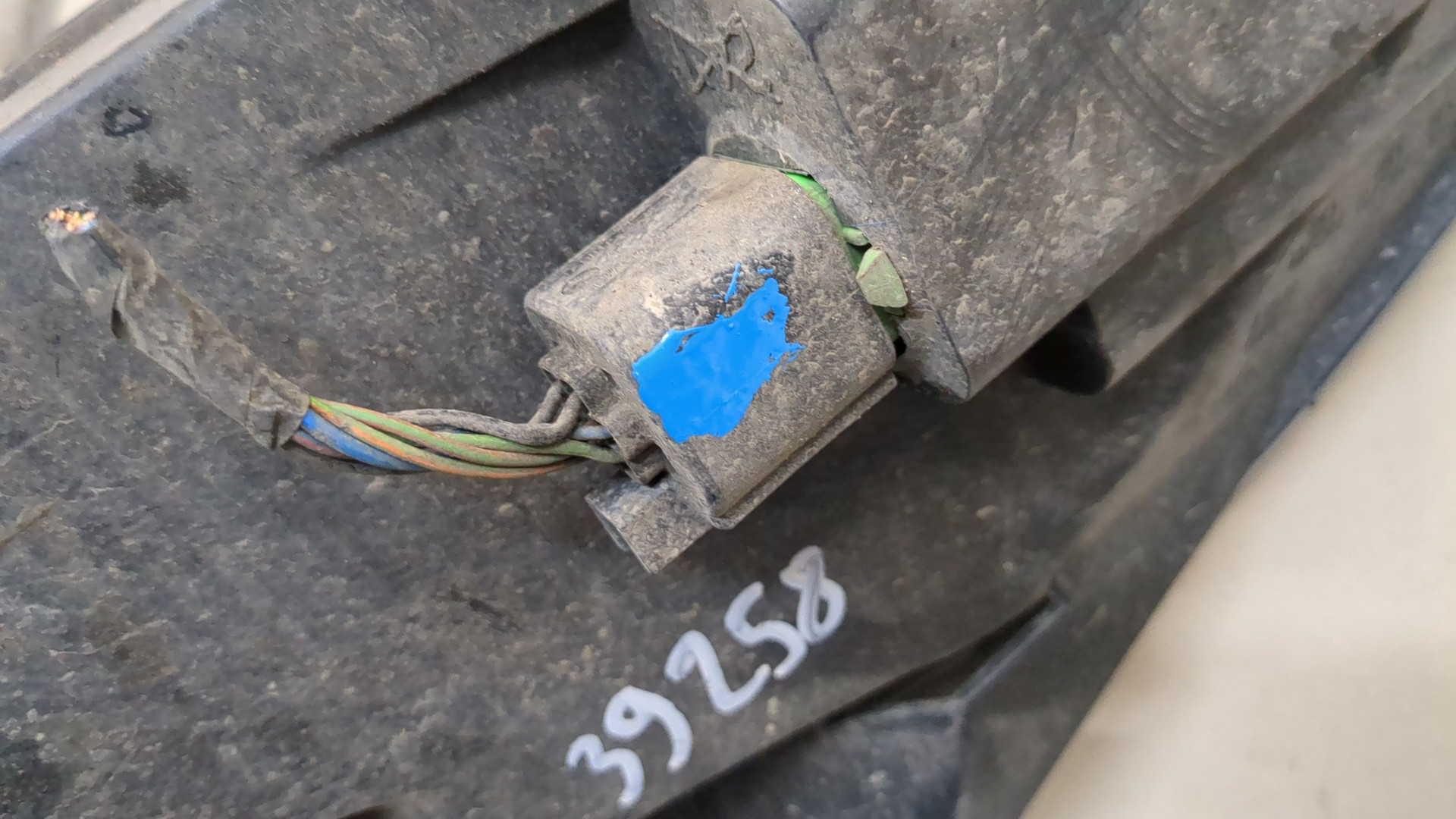 Фара правая