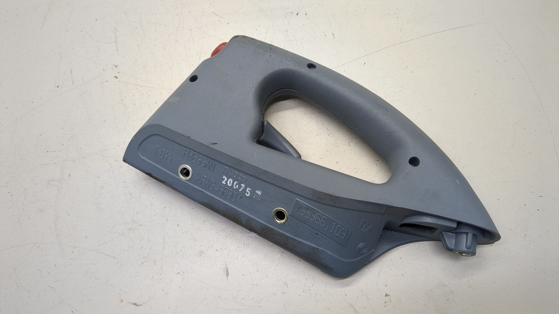 Ручка двери сдвижной наружная правая