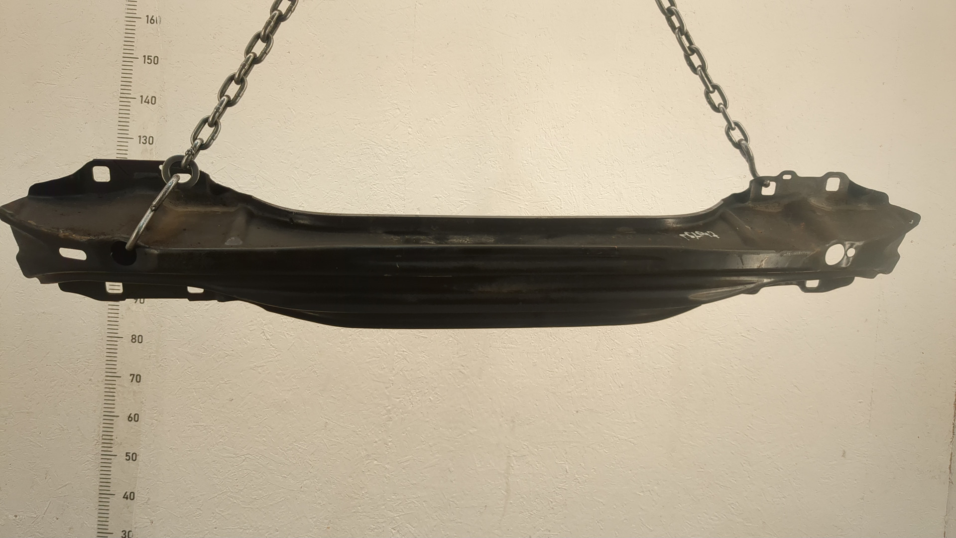 Усилитель заднего бампера