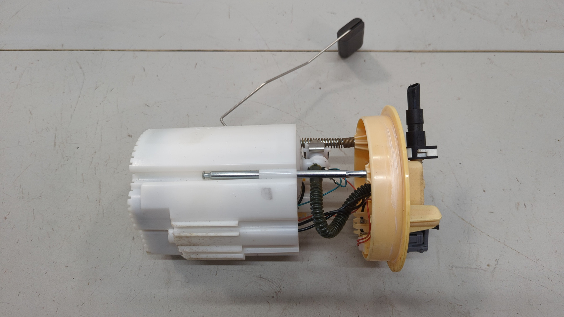 Насос топливный электрический