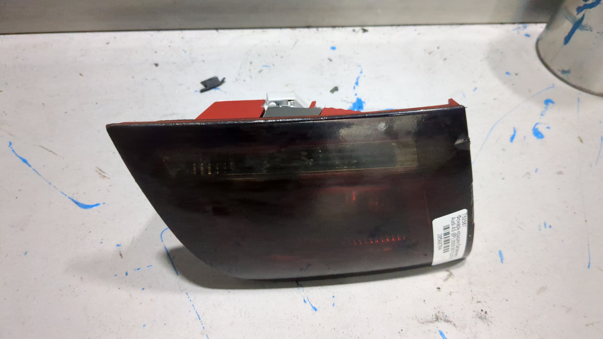 Фонарь задний внутренний правый