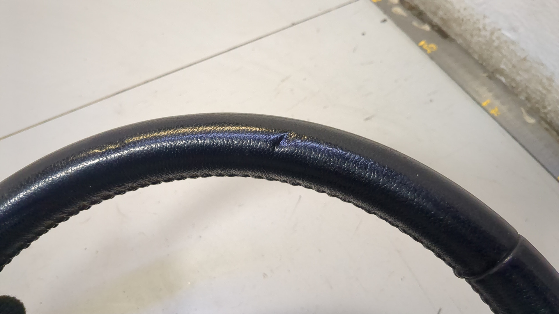 Рулевое колесо (руль)