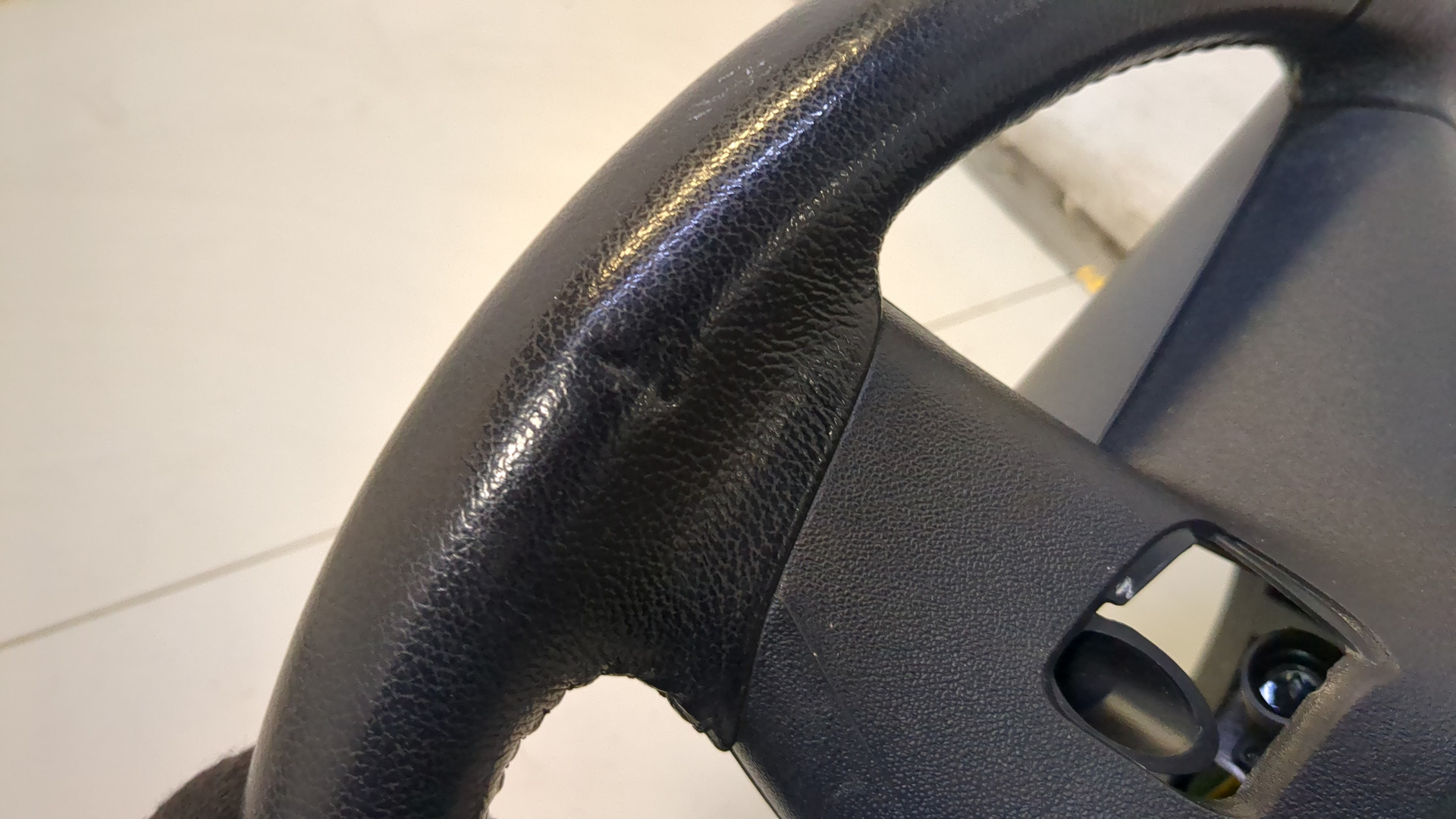 Рулевое колесо (руль)