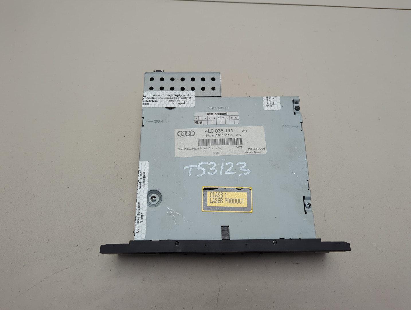 Проигрыватель CD/DVD