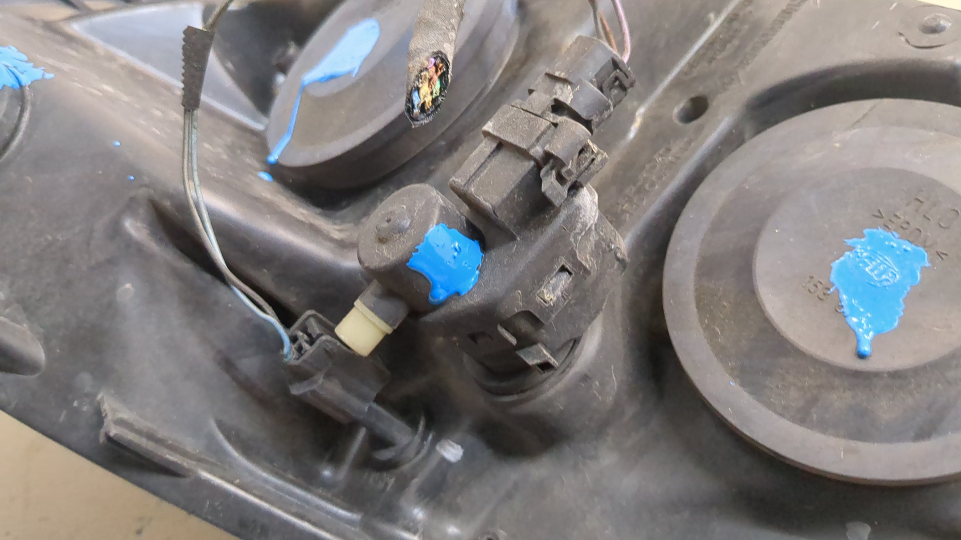 Фара правая